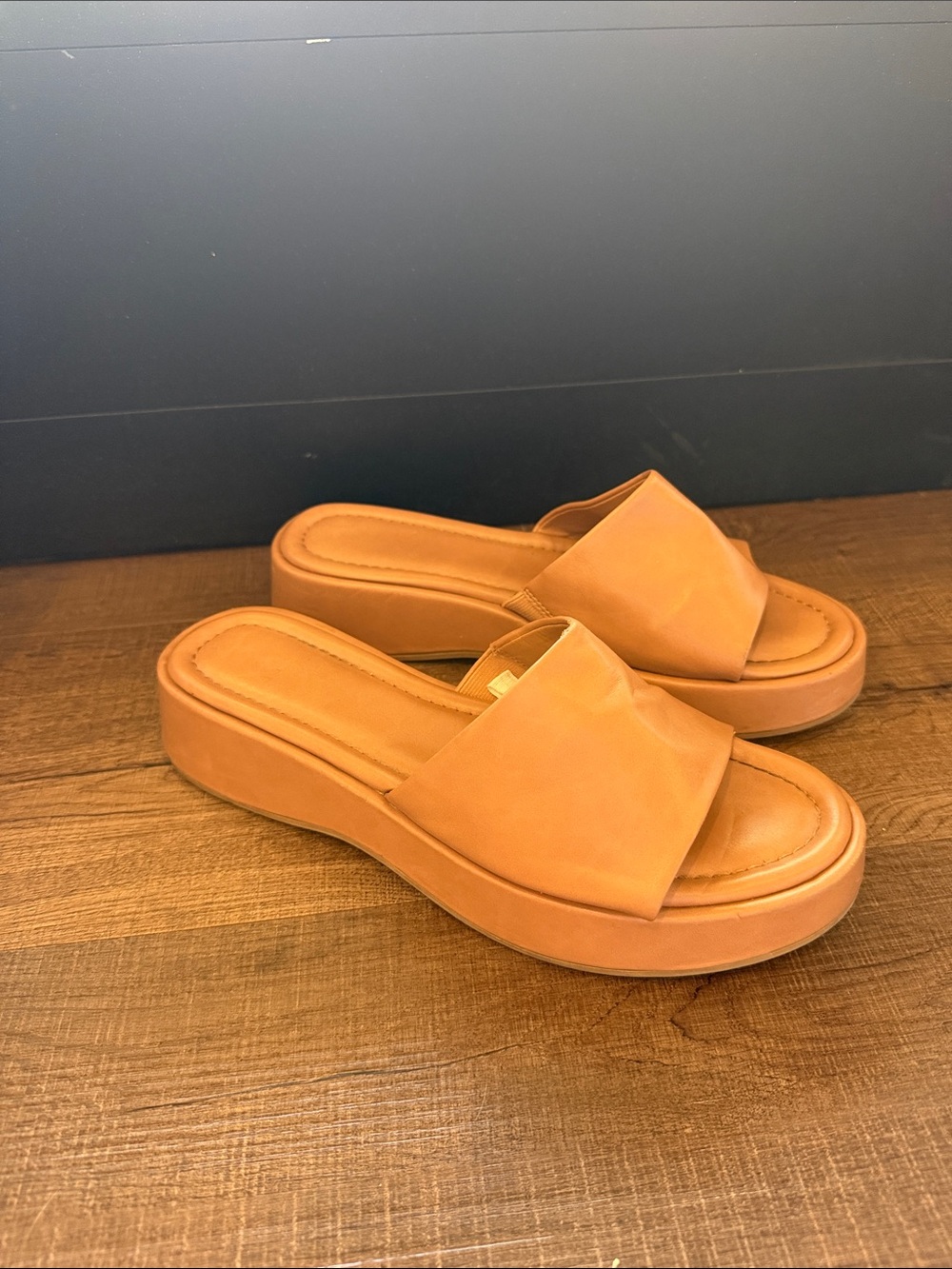 Women's Tan Platform Slide Sandals